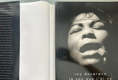 Le son que j'ai vu. improvisation sur un thème de Jazz. . DECARAVA, Roy.