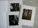 Les Imprimeurs. 3 photographies originales de Robert Doisneau.. DOISNEAU Robert.