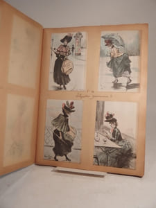 Collection de cartes postales illustrées par Henri Boutet : L'Hiver, Silhouettes parisiennes, Sur les Plages, Aux Bains de Mer, En Automobile, A Bicyclette, Paysages parisienes, Ouvrières parisiennes, Où elles vont, Croquis d'enfants, Danseuses, Têtes de femmes, Liseuses, Collection L. M., Cyclistes.