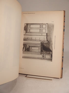 Le Château de Bagatelle. Etude historique et descriptive, suivie d'une Notice sur la Roseraie.. undefined