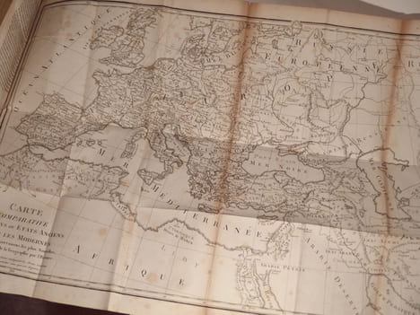 La géographie tant ancienne que moderne, par lhistoire de tous les tems; par un ami de la jeunesse.. undefined