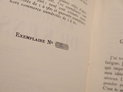En lisant Dickens. ALAIN