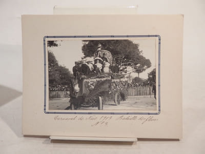 Carnaval de Nice 1913 : La Bataille des Fleurs. 