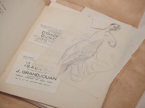 Lot ISADORA DUNCAN : Ecrits sur la Danse. - La Danse de Isadora Duncan. - Soirée organisée par Isadora Duncan au bénéfice de l'Ecole de la Danse de ...