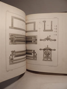 Manuel du tourneur, par L.-E. Bergeron. Ouvrage dans lequel on enseigne aux amateurs la manière d'exécuter sur le tour à pointes, à lunettes, en ...