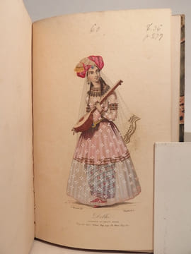 Collection de portraits et costumes des différens peuples qui habitent les cinq parties du monde, dont les meours et coutumes sont décrites dans la ...