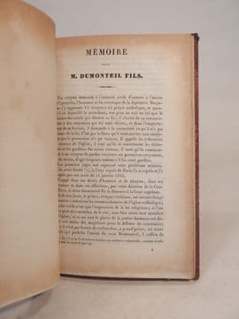 Observations sur le mariage des prêtres ; par un père de famille. [SUIVI DE:] Cour royale de Paris, Grandes audiences solennelles des 24 et 31 ...
