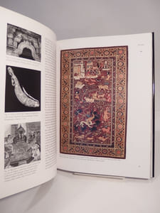 Flowers Underfoot. Indian Carpets of the Mughal Era.