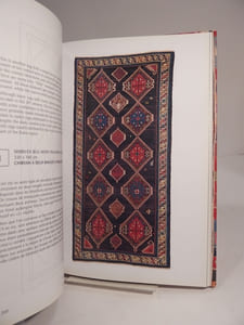 Tapis du Caucase à travers trois collections libanaises privées. Rugs of the Caucasus from three private Lebanese collections. 