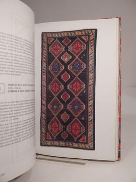 Tapis du Caucase à travers trois collections libanaises privées. Rugs of the Caucasus from three private Lebanese collections. . BENNETT (Ian), ...