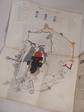 Description de l'abbaye du Mont Saint-Michel et de ses abords. Précédée d'un Notice historique.. CORROYER (Edouard)