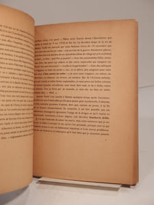 Les Lettres de Guerre de Jacques Vaché. Suivies d'une Nouvelle. Précédées de quatre préfaces d'André Breton. L'Opium, extrait de presse sur la mort de J. V. 1 lettre en fac-similé.