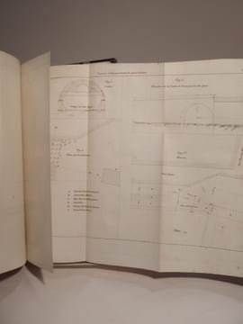 L'Architecte. Notions sur l'art de bâtir et de décorer les édifices. Renseignemens sur les constructions urbaines et rurales. Instructions sur les ...