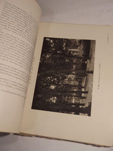 La Participation de la Ville de Paris à l'Exposition internationale des Arts décoratifs et industriels modernes. Illustrations de Paul Méjat.