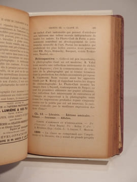 Le Guide de l'Exposition de 1900. 100 illustrations.. LAPAUZE (H.), NANSOUTY (Max de), CUNHA (A. da), JARZUEL (H.), VIITOUX (G.), GUILLET (L.)