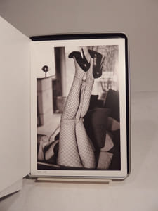 Attache-moi.