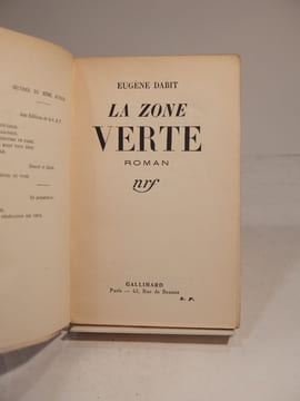 La Zone verte. Roman.. DABIT (Eugène)