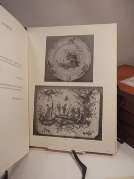 Répertoire de la faïence française. Publié à l'occasion de l'Exposition rétrospective de la Faïence Française au Musée des Arts Décoratifs [...].. ...