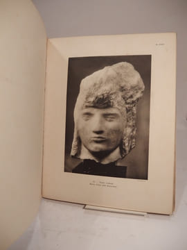 Joseph Bernard. Soixante-huit reproductions. Notice par R. Cantinelli. Catalogue de l'oeuvre sculpté.. BERNARD (Joseph), CANTINELLI (R.)