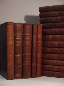 Annales scientifiques de l'Ecole Normale Supérieure, publiées sous les auspices du Ministre de l'Instruction Publique par M. L. Pasteur, Membre de l'Institut, Directeur des études scientifiques de l'Ecole, avec un comité de rédaction composé de MM. les mâitres de conférences. 1ère Série : tomes 1 à 7 (1864-1870) - 2e Série : tome 1 à 12 (1872-1883) - 3e Série : tome 1 (1884).