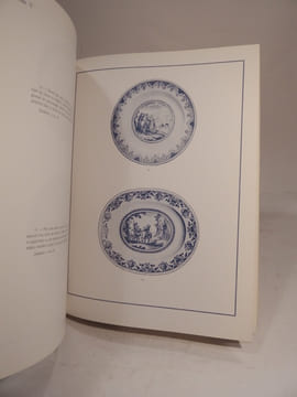 La Faïence de Moustiers. Ouvrage orné de 88 placnhes dont 36 en couleurs. / The Artistice Faiences of Moustiers. With 88 plates, 36 color plates.. ...