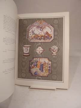 La Faïence de Moustiers. Ouvrage orné de 88 placnhes dont 36 en couleurs. / The Artistice Faiences of Moustiers. With 88 plates, 36 color plates.. ...