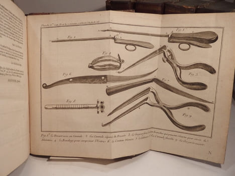 Mémoires de l'Académie de Chirurgie. Tomes 1 à 5.. LA PEYRONIE, QUESNAY, PETIT, DU FOUART, LA FAYE, GARENGEOT, FOUBERT, LA MARTINIERE, LOUIS, ...