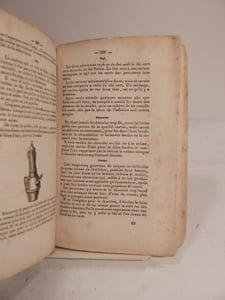 Le Grand Manuel de la Cuisinière Bourgeoise, par un Chef de Cuisine. Edition enrichie de 52 figures. La Cuisinière bourgeoise, précédée d'un Manuel prescrivant les devoirs qu'on à remplir les personnes qui se destinent à entrer en service dans les maisons bourgeoises.