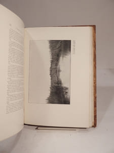 A travers l'Afrique. Illustré d'après les dessins de Gaston de Burggradd. Photographies, cartes et croquis de l'auteur.