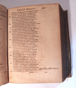 P. Virgilii Maronis Opera Omnia : Bucolica, Georgica, Æneis ; Ciris et Culex : cum Commentario Frid. Taubmanni curante & edente Christiano Taubmanno ...
