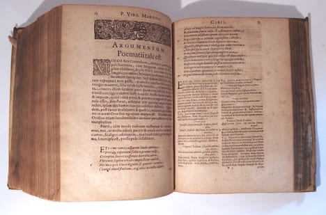 P. Virgilii Maronis Opera Omnia : Bucolica, Georgica, Æneis ; Ciris et Culex : cum Commentario Frid. Taubmanni curante & edente Christiano Taubmanno ...