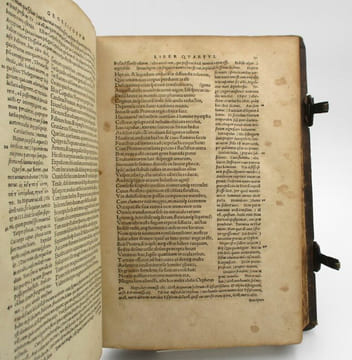P. Vergilii Maronis Latinorum poetarum principis, bucolica, Georgica, et aeneis, doctissimis seruii mauri honorati, & aelii donati, excellentium ...