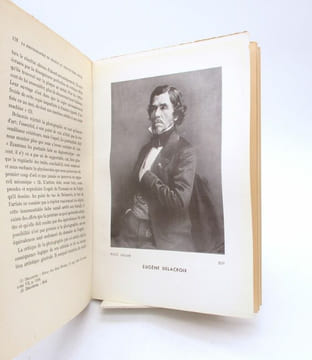 La Photographie en France au dix-neuvième siècle. Essai de sociologie et d'esthétique. FREUND (Gisèle)