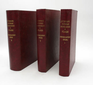 Dictionnaire historique et archéologique de la Picardie. Arrondissements d'Amiens. undefined