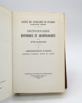 Dictionnaire historique et archéologique de la Picardie. Arrondissements d'Amiens. undefined
