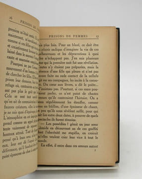 Prisons de femmes. CARCO (Francis)