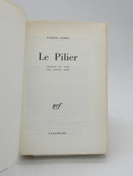 Le Pilier. KEMAL (Yachar)