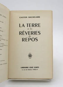 La Terre et les Rêveries du repos