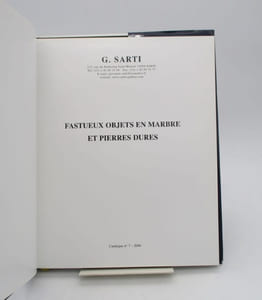 Fastueux objets en marbre et pierres dures