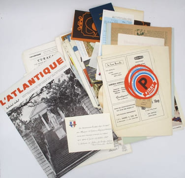 Ensemble de documents relatifs au paquebot France, à l'entreprise Air France et le voyage transatlantique. undefined