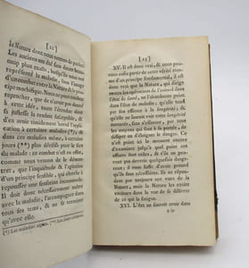 Mémoire qui a remporté le prix au jugement de l'Académie de Dijon le 18 août 1776, sur la question proposée en ces termes : Déterminer quelles sont les maladies dans lesquelles la médecine agissante est préférable à l'expectante, et celle-ci à l'agissante ; et à quels signes le médecin reconnaît qu'il doit agir, ou rester dans l'inaction, en attendant le moment favorable pour placer les remèdes ?