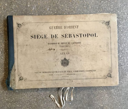 Guerre d'Orient - Siège de Sébastopol - Historique du service de l'artillerie (1854-1856) : Atlas seul. AUGER, Charles