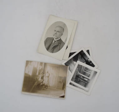 Hospice de Bicêtre : ensemble de photographies, dessins et cartes postales. undefined