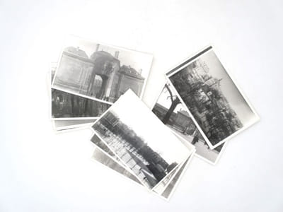 Hospice de Bicêtre : ensemble de photographies, dessins et cartes postales