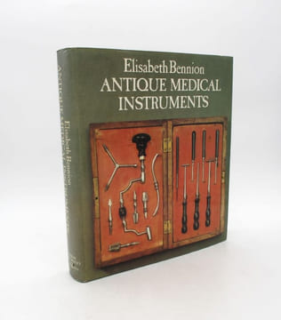 Antique medical instruments. BENNION (Elisabethà)
