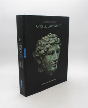 Le Profane et le Divin : Arts de l'Antiquité de l'Europe au Sud-Est asiatique - Fleurons du musée Barbier-Mueller. [ART ANTIQUE]
