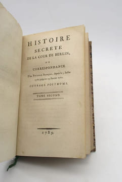 Histoire secrète de la cour de Berlin ou Correspondance d'un voyageur françois, depuis le 5 juillet 1786 jusqu'au 19 janvier 1787. [MIRABEAU (Honoré ...