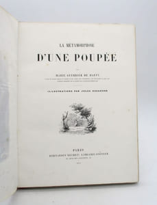 Métamorphoses d'une poupée et d'une petite fille