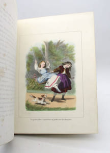 Métamorphoses d'une poupée et d'une petite fille
