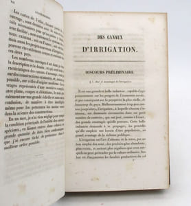 Traité théorique et pratique des irrigations envisagées sous les divers points de vue de la production agricole, de la science hydraulique et de la législation : des canaux d'arrosage de l'Italie septentrionale dans leurs rapports avec ceux du Midi de la France